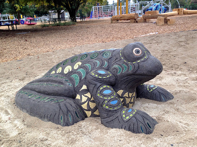 frog mosaic sculpture tile natural play hawthorne park medford oregon playground artist jacksonville jeremy criswell public art